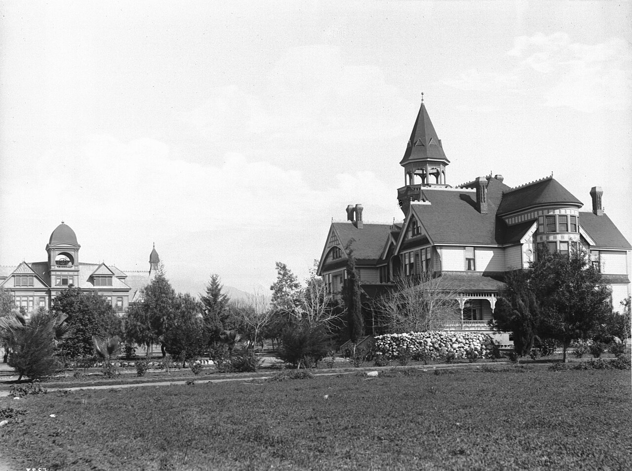 Historic Pomona College in Claremont — Claremont, CA